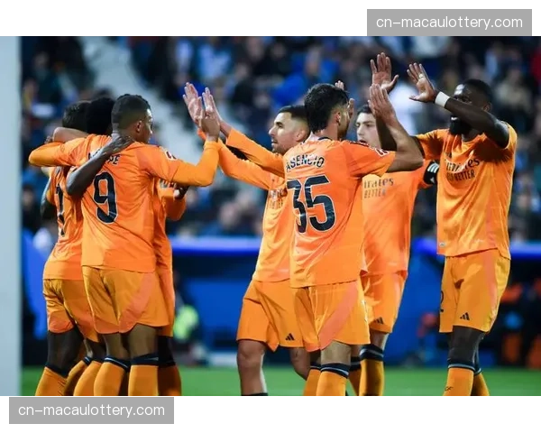 皇马客场战绩7胜3平1负积24分 展现顶级客场统治力 皇马客场战绩7胜3平1负积24分 展现顶级客场统治力